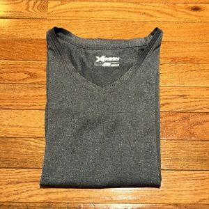 Xersion V-neck, short sleeve gray T-shirt